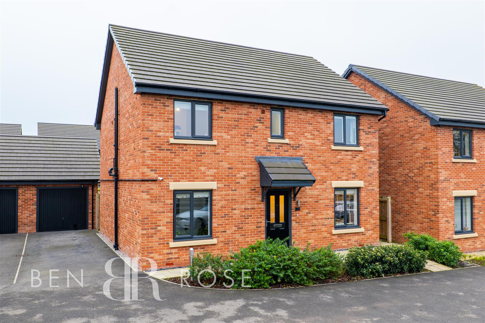4 bed property in Foxtail Close, Leyland